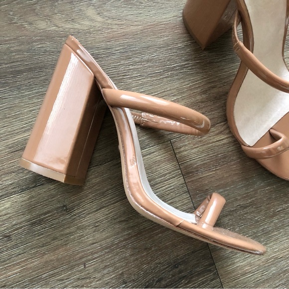 CLOSEOUT \RAYE\• Brindis Block Heel Sandals - Picture 6 of 14